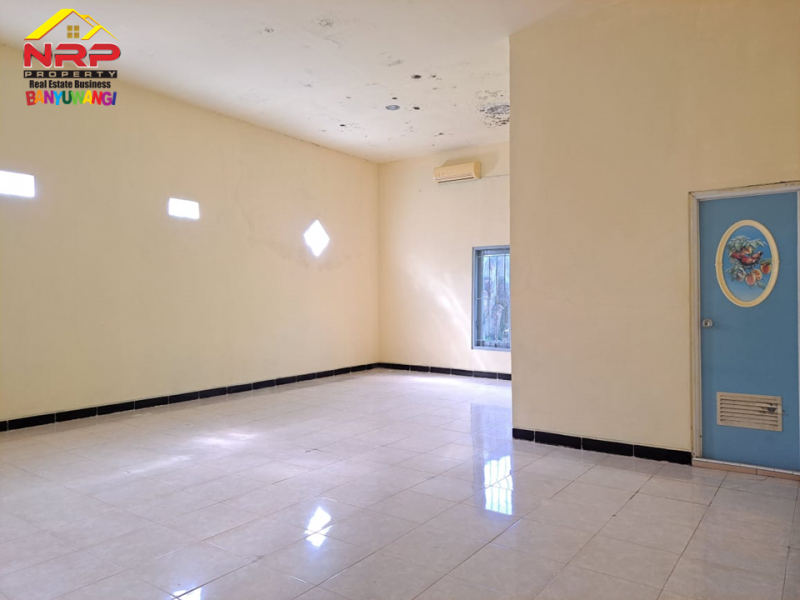 Disewakan Rumah + Ruko 4 Plong Murah Tepi Jl. Blimbingsari - Rogojampi  Disewakan Rumah + Ruko 4 Plong Murah Tepi Jl. Blimbingsari - Rogojampi  Disewakan Rumah + Ruko 4 Plong Murah Tepi Jl. Blimbingsari - Rogojampi&nbsp;
Cocok untuk hunian dan ruang usaha, gudang, kantor atau ruang usaha NRP BANYUWANGI