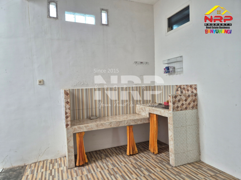 Disewakan Rumah Siap Huni di Kawasan Perumahan di Kebalenan - Banyuwangi Rumah disewakan murah di Banyuwangi Kota  Disewakan Rumah Siap Huni di Kawasan Perumahan di Kebalenan - Banyuwangi
Perumahan Exclusive Pusat Kota dengan Lingkungan Aman dan Nyaman
Keamanan 24 Jam NRP BANYUWANGI