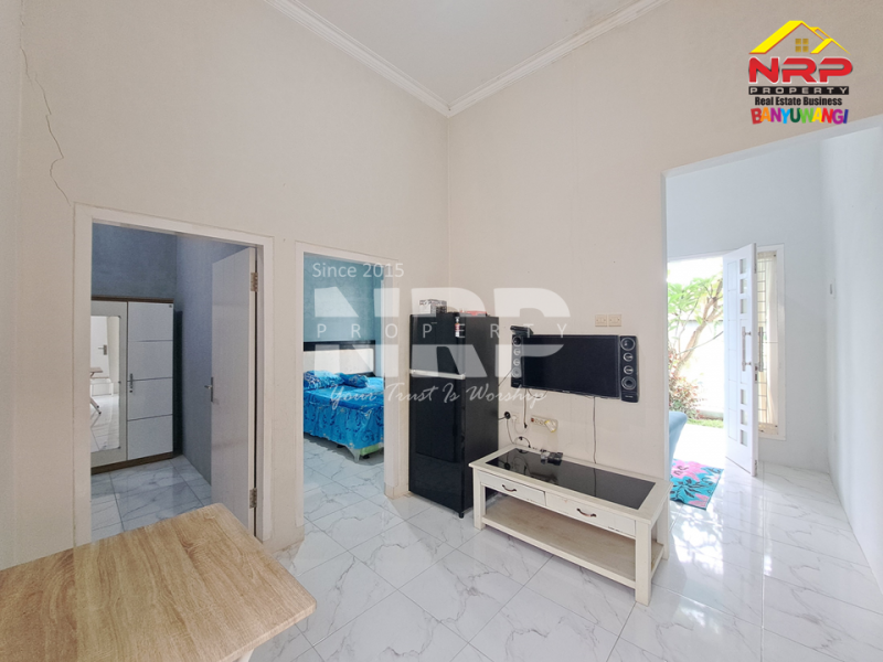 Disewakan Rumah Siap Huni Full Furniture di Kebalenan - Banyuwangi  Disewakan Rumah Siap Huni Full Furniture di Kebalenan - Banyuwangi  Disewakan Rumah Siap Huni Full Furniture di Kebalenan - Banyuwangi&nbsp;
Perumahan Exclusive Pusat Kota dengan Lingkungan Aman dan Nyaman
Keamanan 24 Jam NRP BANYUWANGI