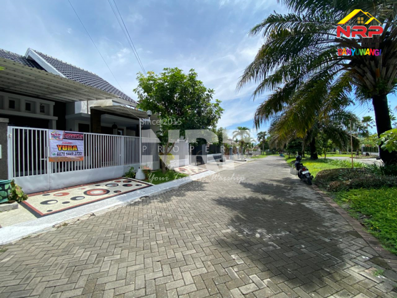 Disewakan Spacious House at Mendut Regency - Banyuwangi  Disewakan Spacious House Murah dan Luas di Mendut Regency - Banyuwangi  Disewakan Spacious House at Mendut Regency - Banyuwangi&nbsp;
Hunian elegan, Full Furniture dengan desain nyaman, akses dekat fasilitas umum.
Cocok untuk NRP BANYUWANGI