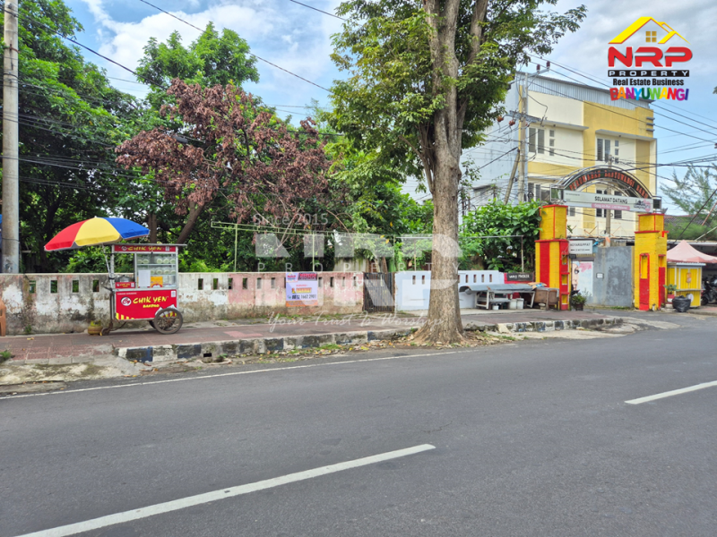 Disewakan Tanah Prospek di Pusat Kota Banyuwangi  Disewakan Tanah Prospek di Pusat Kota Banyuwangi  ? Disewakan Tanah Prospek di Pusat Kota Banyuwangi&nbsp;
Berdiri di pusat keramaian kota, Dekat Stadion Diponegoro Banyuwangi
Cocok untuk bisnis, kantor, NRP BANYUWANGI