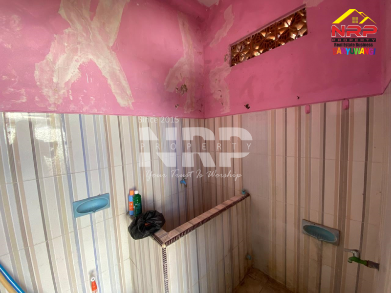 Disewakan Tanah+Bangunan Rumah Kos Prospek 250 Meter dari Simpang 3 Jl. Widuri, Banjarsari  Disewakan Tanah+Bangunan Rumah Kos Prospek 250 Meter dari Simpang 3 Jl. Widuri, Banjarsari  Disewakan Tanah+Bangunan Rumah Kos Prospek 250 Meter dari Simpang 3 Jl. Widuri, Banjarsari&nbsp;
Berada dikawasan Sekolah ternama di Banyuwangi, Cocok untuk NRP BANYUWANGI