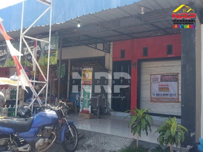 Disewakan Toko di Karangrejo Banyuwangi  Disewakan Toko di Karangrejo Banyuwangi  Disewakan Toko di Karangrejo Banyuwangi&nbsp;
Cocok untuk usaha warung, toko madura dll.&nbsp;

Luas Tanah : 45.5 M2&nbsp;
Luas Bangunan : 39 NRP BANYUWANGI