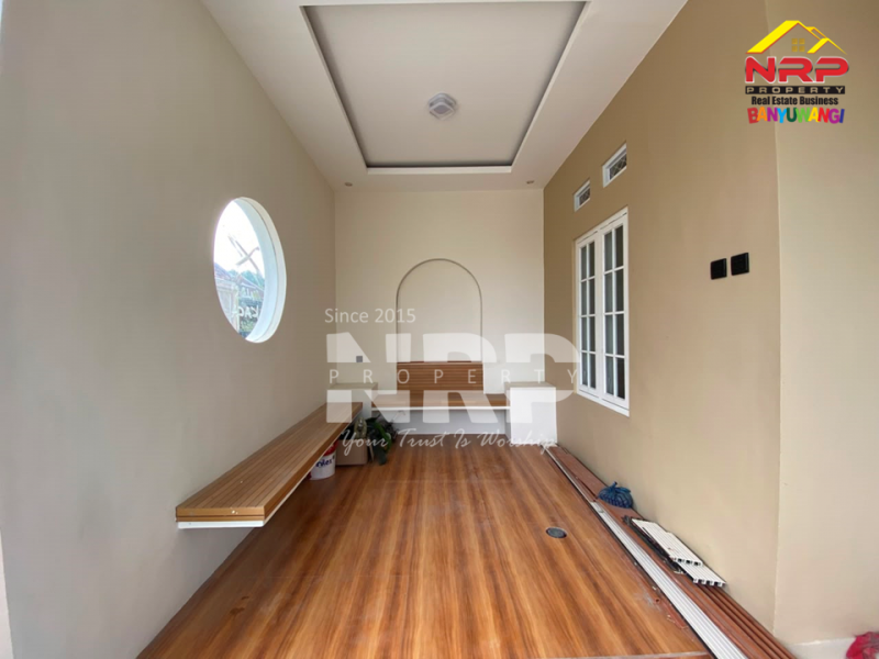 For sale New Minimalis House Modern di Banyuwangi Kota  Rumah Murah Baru di Jual Banyuwangi Kota  For sale New Minimalis House Modern di Banyuwangi Kota&nbsp;
Hunian yang berada di kawasan perumahan, Lingkungan Asri,&nbsp;
Posisi hook sehingga sirkulasi NRP BANYUWANGI