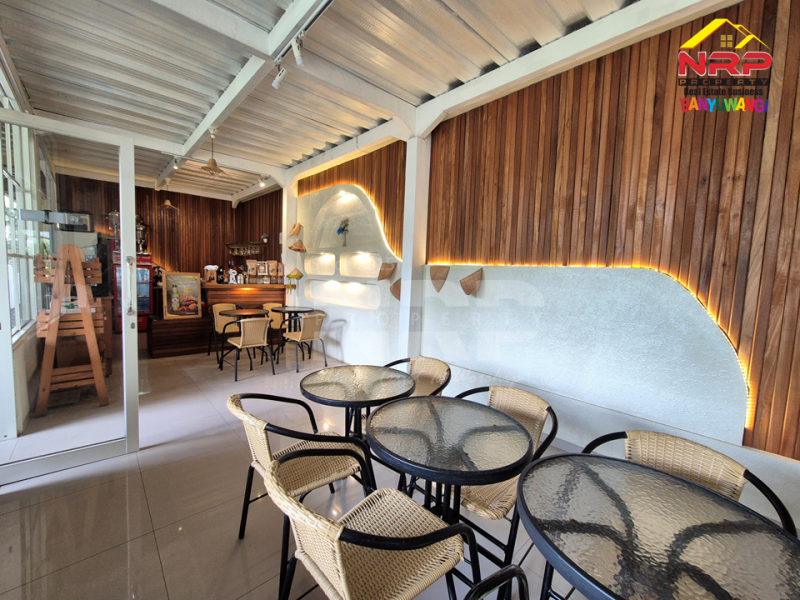 FOR SALE !! VILLA & RESTO PREMIUM FULL FURNITURE DI DESA LICIN - BANYUWANGI Jual hotel dan resto full furniture di Dekat Kawah Ijen Banyuwangi  FOR SALE !! VILLA & RESTO PREMIUM FULL FURNITURE DI DESA LICIN - BANYUWANGI&nbsp;
Hanya 30 Menit dari Kawasan Wisata Kawah Ijen. Terletak di Desa Wisata NRP BANYUWANGI