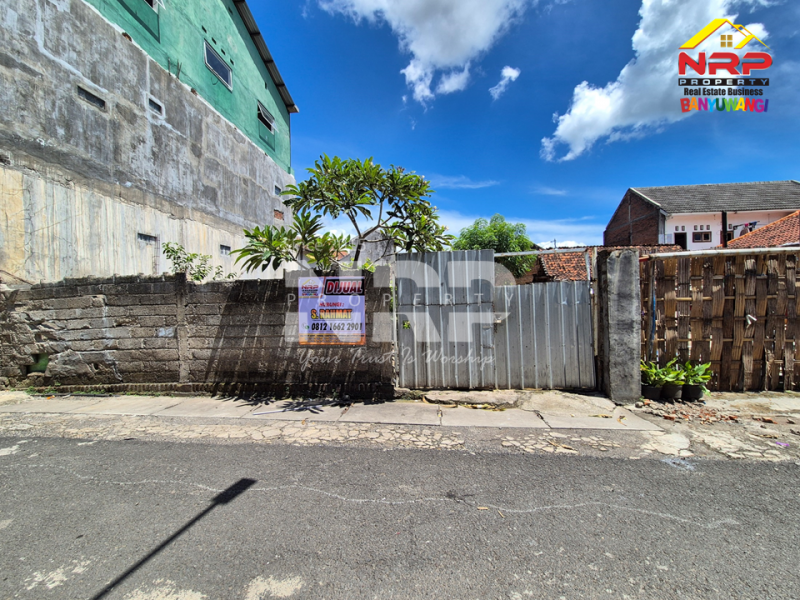 INVESTASI CERDAS DI TENGAH KOTA. Tanah siap bangun, lokasi premium dekat Jl. Kepiting. INVESTASI CERDAS DI TENGAH KOTA. Tanah siap bangun, lokasi premium dekat Jl. Kepiting. INVESTASI CERDAS DI TENGAH KOTA. Tanah siap bangun, lokasi premium dekat Jl. Kepiting.
Nilai terus naik, cocok untuk hunian, rumah kos, dll&nbsp;
???? Jarak NRP BANYUWANGI