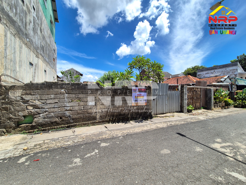 INVESTASI CERDAS DI TENGAH KOTA. Tanah siap bangun, lokasi premium dekat Jl. Kepiting. INVESTASI CERDAS DI TENGAH KOTA. Tanah siap bangun, lokasi premium dekat Jl. Kepiting. INVESTASI CERDAS DI TENGAH KOTA. Tanah siap bangun, lokasi premium dekat Jl. Kepiting.
Nilai terus naik, cocok untuk hunian, rumah kos, dll&nbsp;
???? Jarak NRP BANYUWANGI