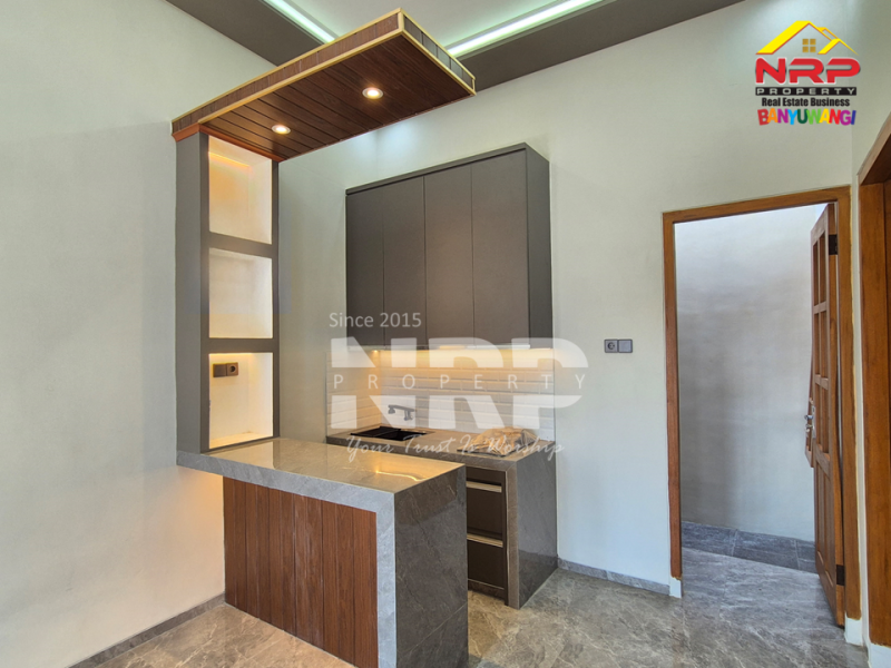 Jual Rumah Baru Modern Hook di Sobo Banyuwangi Jual Rumah Baru Modern Hook di Sobo Banyuwangi Rumah Baru Modern Hook di Sobo Banyuwangi
Hunian fresh from the oven dengan konsep modern minimalis, finishing rapi, dan layout ruangan yang minimalis tapi NRP BANYUWANGI