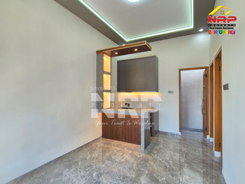 Jual Rumah Baru Modern Hook di Sobo Banyuwangi Jual Rumah Baru Modern Hook di Sobo Banyuwangi Rumah Baru Modern Hook di Sobo Banyuwangi
Hunian fresh from the oven dengan konsep modern minimalis, finishing rapi, dan layout ruangan yang minimalis tapi NRP BANYUWANGI