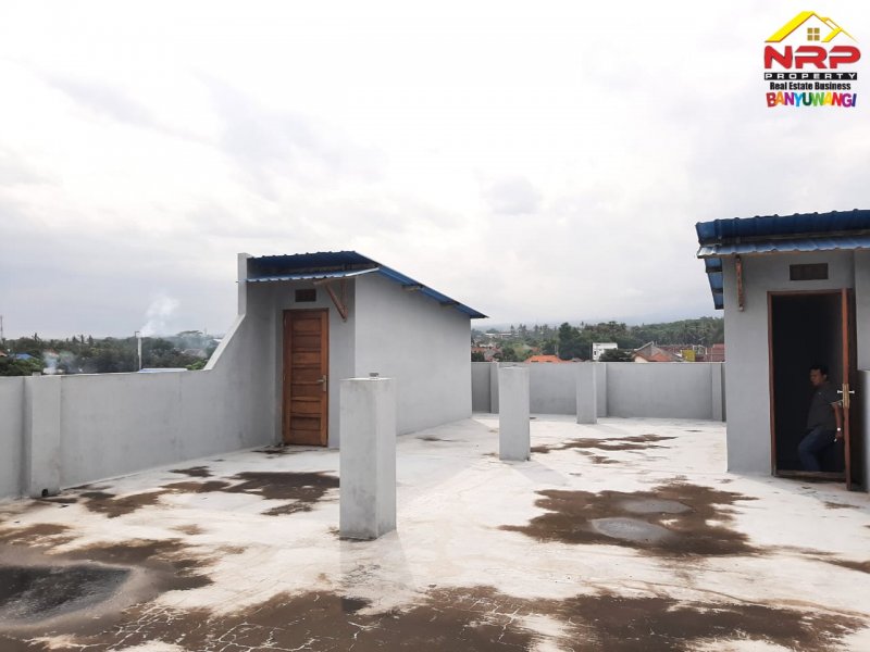 Dijual Ruko Strategis 3 Lantai  di Banyuwangi Dijual Ruko Strategis 3 Lantai  di Sukowidi Banyuwangi Dijual Ruko Strategis 3 Lantai Jl. Yos Sudarso - Banyuwangi. Lokasi sangat startegis, terletak di lingkungan komersial
Sangat cocok untuk Kantor, Showroom NRP BANYUWANGI
