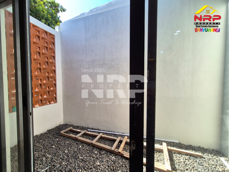 Rumah baru dengan desain minimalis modern di Mendut Regency-Banyuwangi ???? Rumah baru dengan desain minimalis modern di Mendut Regency-Banyuwangi ???? Rumah baru dengan desain minimalis modern di Mendut Regency-Banyuwangi ????
Estetik, kekinian, dan siap jadi tempat pulang paling nyaman untuk NRP BANYUWANGI