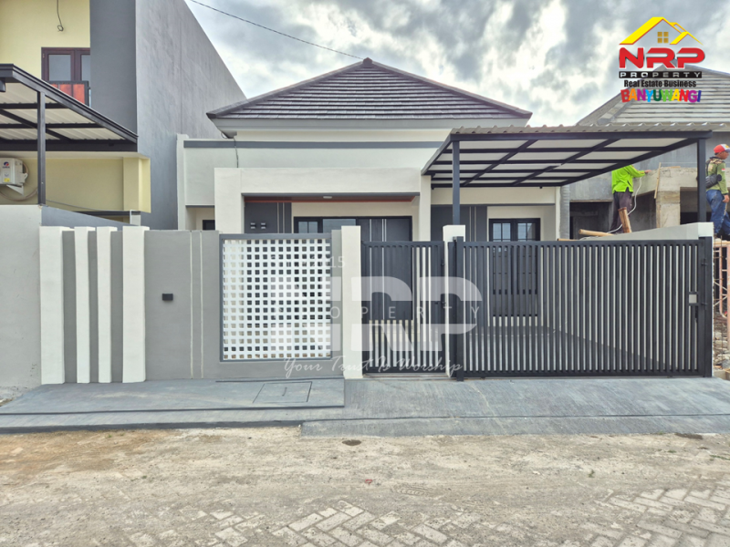 Rumah Baru Modern di Sobo Banyuwangi Dijual rumah modern di Banyuwangi Kota  &nbsp;Rumah Baru Modern di Sobo Banyuwangi
Hunian fresh from the oven dengan konsep modern minimalis, finishing rapi, dan layout ruangan yang super NRP BANYUWANGI