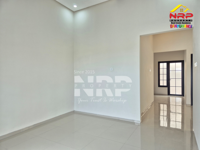 Rumah Baru Modern di Sobo Banyuwangi Dijual rumah modern di Banyuwangi Kota  &nbsp;Rumah Baru Modern di Sobo Banyuwangi
Hunian fresh from the oven dengan konsep modern minimalis, finishing rapi, dan layout ruangan yang super NRP BANYUWANGI