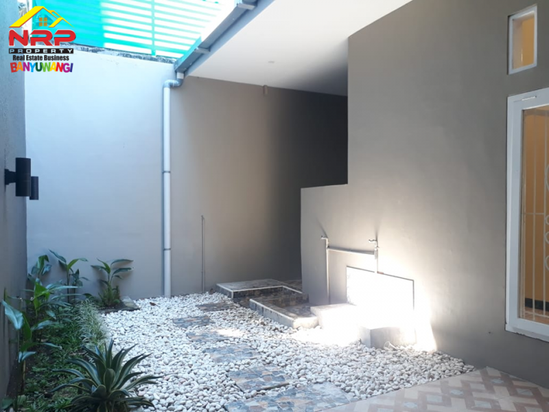 Dijual Rumah Murah Hook Exclusive di Perum Griya Dadapan Indah  Dijual Rumah Hook Exclusive di Perum Griya Dadapan Indah  Dijual Rumah Hook Exclusive di Perum Griya Dadapan Indah. Lokasi Sangat Strategis di Lingkungan yang Sedang Berkembang. Akses Jalan Provinsi Dadapan NRP BANYUWANGI