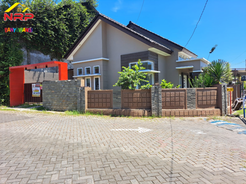 Dijual Rumah Murah Hook Exclusive di Perum Griya Dadapan Indah  Dijual Rumah Hook Exclusive di Perum Griya Dadapan Indah  Dijual Rumah Hook Exclusive di Perum Griya Dadapan Indah. Lokasi Sangat Strategis di Lingkungan yang Sedang Berkembang. Akses Jalan Provinsi Dadapan NRP BANYUWANGI