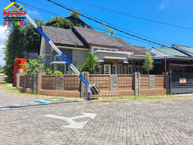 Dijual Rumah Murah Hook Exclusive di Perum Griya Dadapan Indah  Dijual Rumah Hook Exclusive di Perum Griya Dadapan Indah  Dijual Rumah Hook Exclusive di Perum Griya Dadapan Indah. Lokasi Sangat Strategis di Lingkungan yang Sedang Berkembang. Akses Jalan Provinsi Dadapan NRP BANYUWANGI
