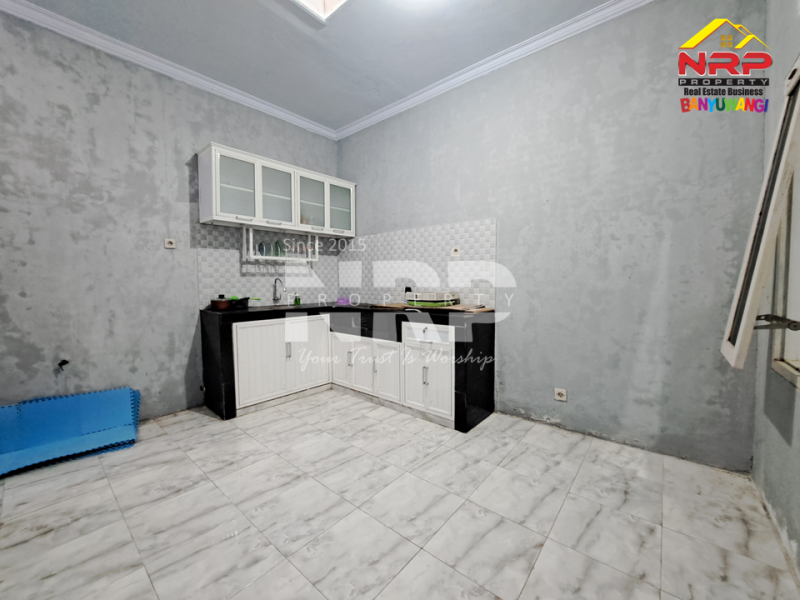 Rumah dijual! Cocok untuk hunian keluarga atau investasi jangka panjang di Kebalenan - Banyuwangi  Rumah dijual! Cocok untuk hunian keluarga atau investasi jangka panjang di Kebalenan - Banyuwangi  Rumah dijual! Cocok untuk hunian keluarga atau investasi jangka panjang di Kebalenan - Banyuwangi&nbsp;
Lokasi tenang, akses mudah, dan harga NRP BANYUWANGI