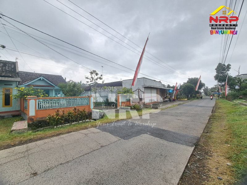 RUMAH DIJUAL terletak di Desa GENDOH, BANYUWANGI RUMAH DIJUAL terletak di Desa GENDOH, BANYUWANGI RUMAH DIJUAL terletak di Desa GENDOH, BANYUWANGI
Cari rumah dengan suasana tenang, halaman luas, dan view persawahan langsung dari depan rumah?
Rumah di NRP BANYUWANGI