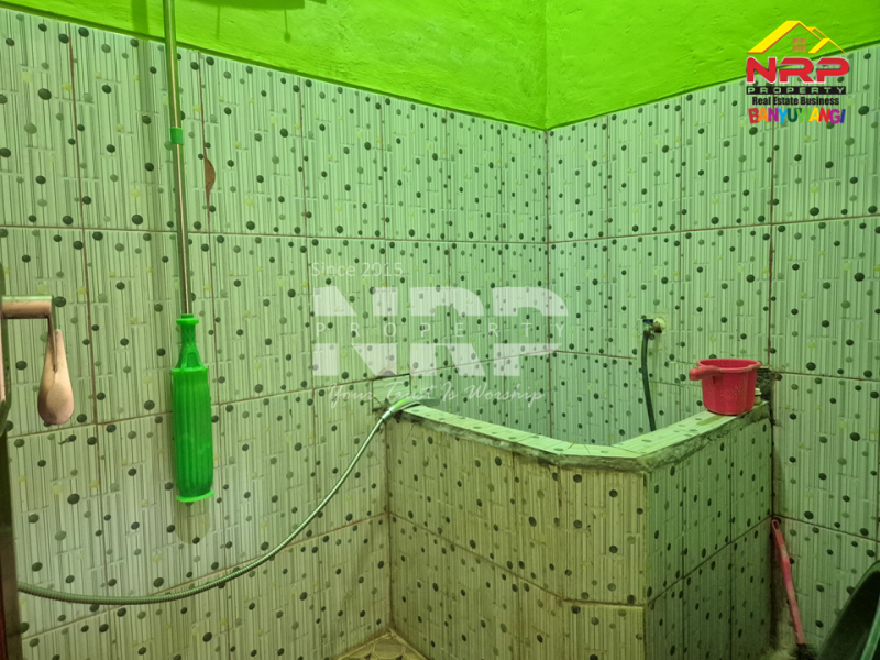Rumah impian Bakungan, Banyuwangi Lokasi strategis dekat Stasiun Banyuwangi Kota  Dijual rumah  Dekat Stasiun Banyuwangi Kota  Rumah impian Bakungan, Banyuwangi Lokasi strategis dekat Stasiun Banyuwangi Kota&nbsp;
lingkungan asri dan akses mudah ke pusat kota. Siap huni.
Cocok untuk NRP BANYUWANGI