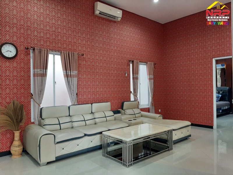 Dijual Rumah Mewah Full Prabot Di Perum Taman Indah Sutri Banyuwangi Dijual Rumah Mewah Full Prabot Di Perum Taman Indah Sutri Banyuwangi Dijual Rumah Mewah Full Prabot Di Perum Taman Indah Sutri Banyuwangi. Hunian Strategis di Pusat Kota. Dekat dengan fasilitias Pendidikan, Perbelanjaan, dan NRP BANYUWANGI