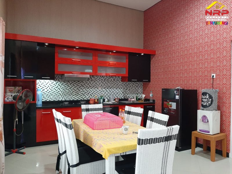 Dijual Rumah Mewah Full Prabot Di Perum Taman Indah Sutri Banyuwangi Dijual Rumah Mewah Full Prabot Di Perum Taman Indah Sutri Banyuwangi Dijual Rumah Mewah Full Prabot Di Perum Taman Indah Sutri Banyuwangi. Hunian Strategis di Pusat Kota. Dekat dengan fasilitias Pendidikan, Perbelanjaan, dan NRP BANYUWANGI