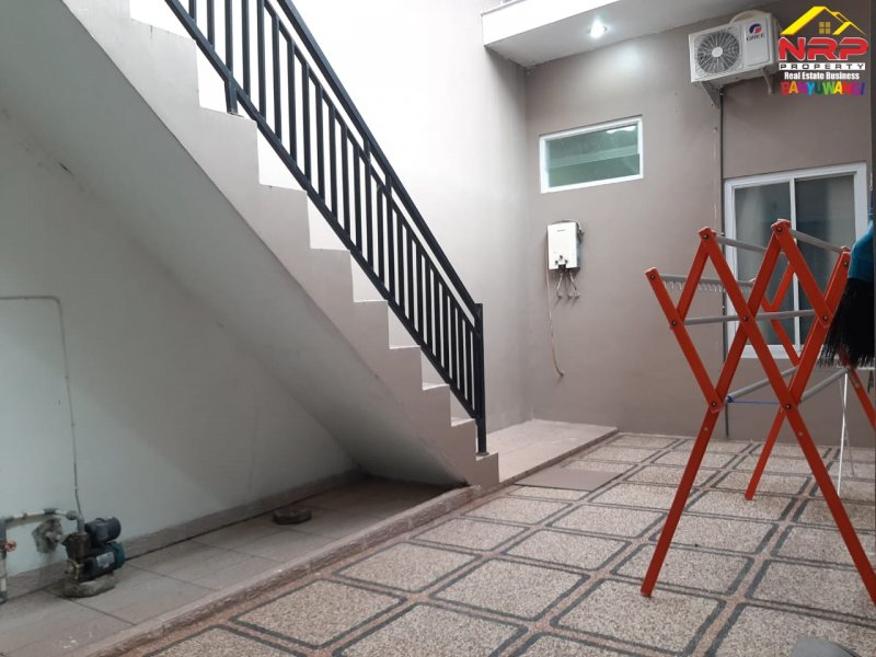 Dijual Rumah Mewah Full Prabot Di Perum Taman Indah Sutri Banyuwangi Dijual Rumah Mewah Full Prabot Di Perum Taman Indah Sutri Banyuwangi Dijual Rumah Mewah Full Prabot Di Perum Taman Indah Sutri Banyuwangi. Hunian Strategis di Pusat Kota. Dekat dengan fasilitias Pendidikan, Perbelanjaan, dan NRP BANYUWANGI