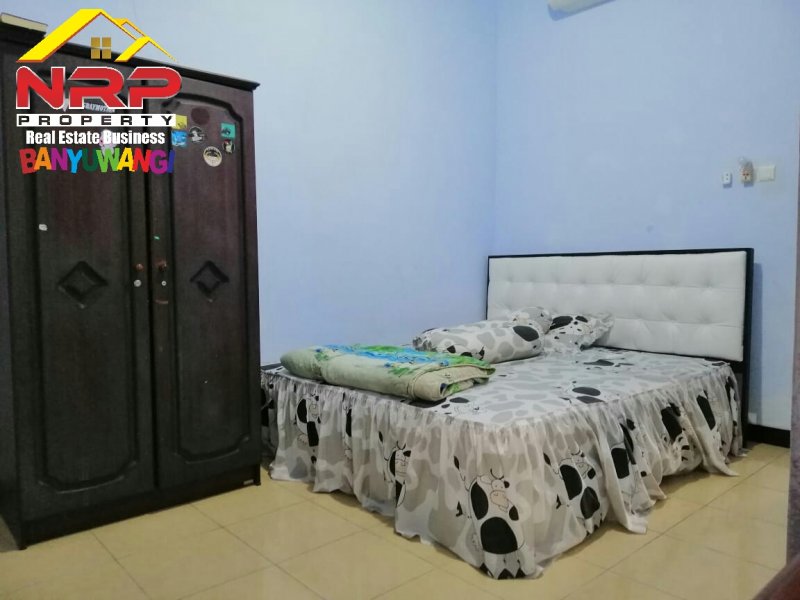 Dijual Rumah Minimalis siap huni Perum Djati Kayangan Giri Banyuwangi Dijual Rumah Minimalis siap huni Perum Djati Kayangan Giri Banyuwangi Dijual Rumah Minimalis siap huni Perum Djati Kayangan Giri Banyuwangi. Lokasi strategis, aman, dan nyaman.

Fasilitas : Ruang Tamu,Ruang Keluarga,Dapur,2 NRP BANYUWANGI