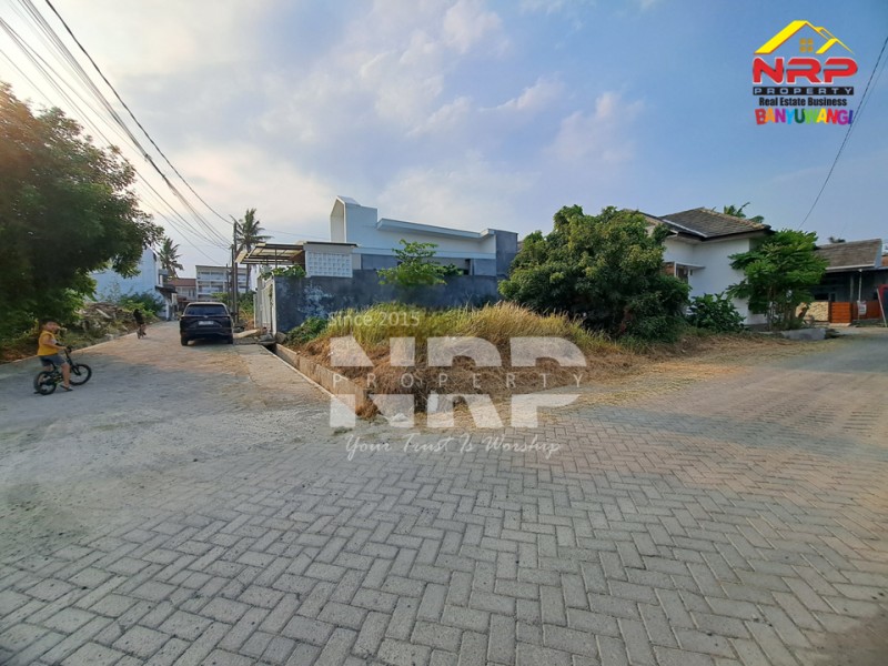 Tanah Hook Dijual dikawasan Perumahan Exclusive, Tamanbaru - Banyuwangi  Tanah Hook Dijual dikawasan Perumahan Exclusive, Tamanbaru - Banyuwangi  Tanah Hook Dijual dikawasan Perumahan Exclusive, Tamanbaru - Banyuwangi&nbsp;
Posisi sudut, lebih luas, Lokasi favorit, akses ke mana-mana mudah&nbsp;

Luas NRP BANYUWANGI