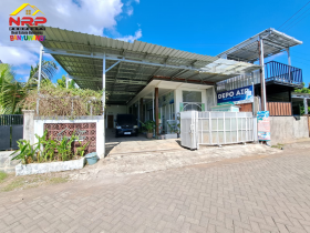Dijual Ruang Usaha dan Homestay di Belakang Kampus Untag Banyuwangi  Dijual Ruang Usaha dan Homestay di Belakang Kampus Untag Banyuwangi  Dijual Ruang Usaha dan Homestay di Belakang Kampus Untag Banyuwangi 
Lokasi sangat strategis Pusat Kota. Dekat dengan Pusat Perbelanjaan dan NRP BANYUWANGI