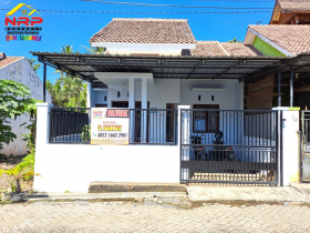 Dijual Rumah Cantik Siap Huni di Perum Djati Kayangan - Banyuwangi Dijual Rumah Cantik Siap Huni di Perum Djati Kayangan - Banyuwangi Dijual Rumah Cantik Siap Huni di Perum Djati Kayangan - Banyuwangi
Lokasi Sangat Strategis Terletak di 0 Jalan Utama Raden Wijaya - Banyuwangi

Luas Tanah : NRP BANYUWANGI